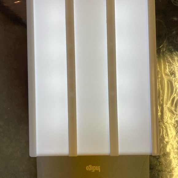 Indigo LED Cinema Lightbox - Picture 2 of 6